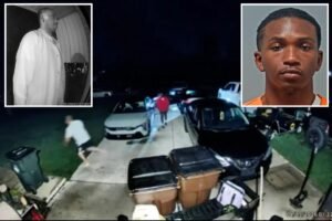 Video shows knife-wielding maniac knocking on stranger’s door and threatening to kill him ‘in the name of Allah’ Video shows knife-wielding maniac knocking on stranger’s door and threatening to kill him ‘in the name of Allah’