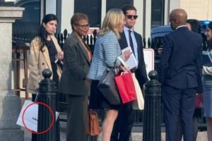 Karen Bass caught doing the unthinkable during Trump visit