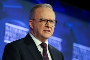 Anthony Albanese announces gambling reform in major crackdown