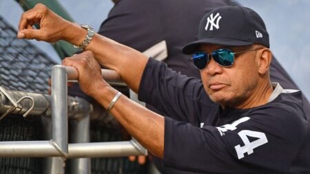 Yankees legend Reggie Jackson criticizes Pete Hegseth’s leadership amid Iran conflict