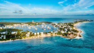 American woman missing after husband says she fell overboard, swept to sea during Bahamas boat trip: police American woman missing after husband says she fell overboard, swept to sea during Bahamas boat trip: police