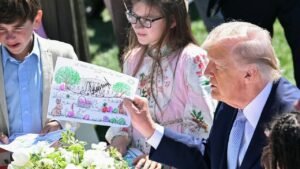 Trump roasts Biden over autopen use in viral interaction with kids at White House Easter Egg Roll Trump roasts Biden over autopen use in viral interaction with kids at White House Easter Egg Roll