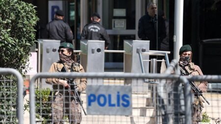 3 gunmen open fire outside Israeli consulate in Istanbul, dubbed ‘terrorists’ by Turkish official