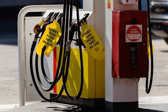 A prolonged period of high petrol prices has been forecast. 