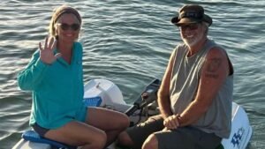 American couple’s Bahamas dinghy was ill-equipped for conditions night of wife’s disappearance: friend American couple’s Bahamas dinghy was ill-equipped for conditions night of wife’s disappearance: friend