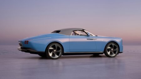 Rolls-Royce unveils ultra-rare Project Nightingale, first model in new Coachbuild Collection Rolls-Royce unveils ultra-rare Project Nightingale, first model in new Coachbuild Collection