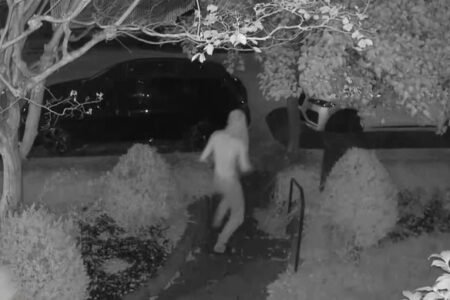 Wealthy areas of Booroondara, Stonnington, Bayside targeted as aggravated burglaries spike