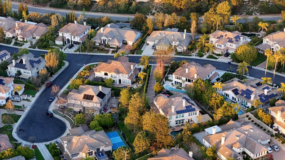 Houses in California