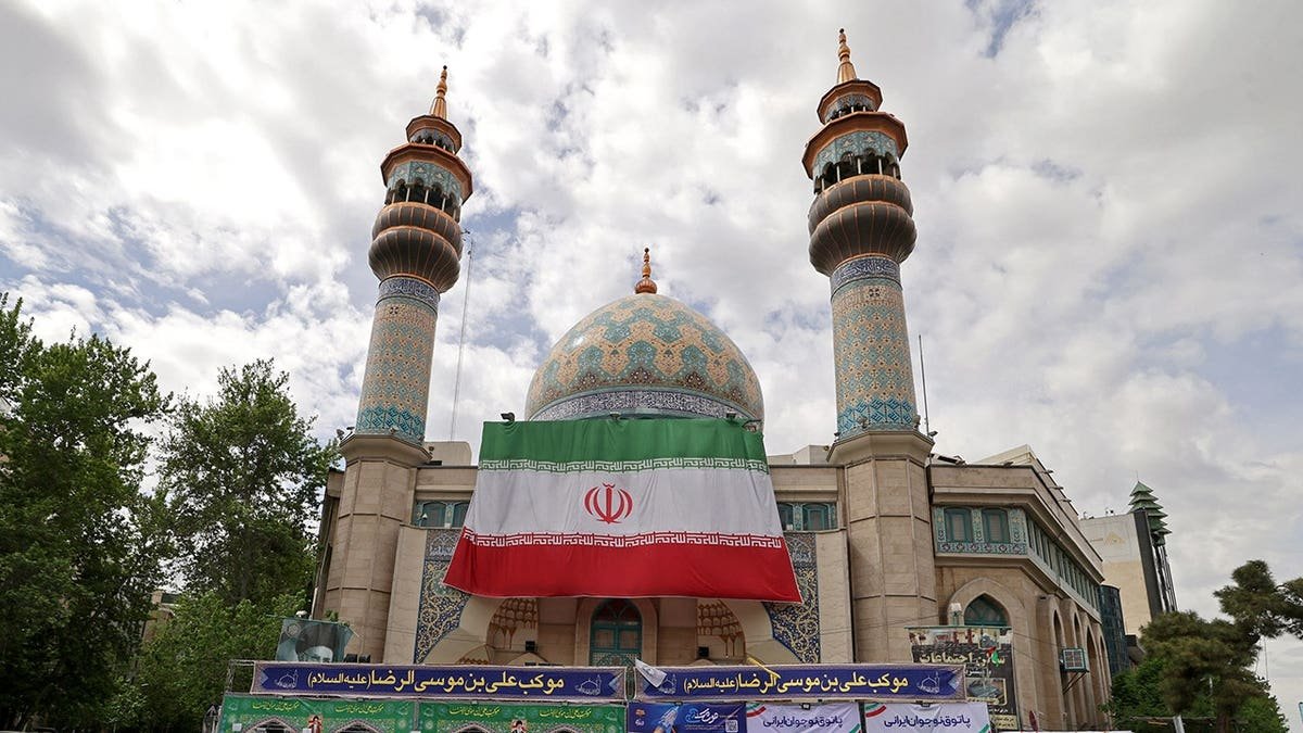 Iranian flag on mosque