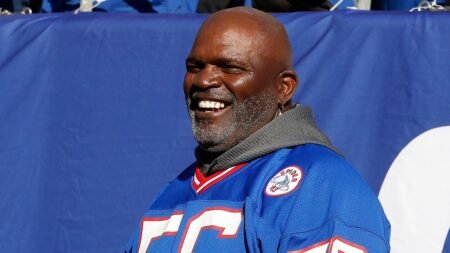 Giants legend Lawrence Taylor, 67, hospitalized after medical emergency: report