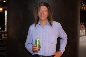 Millionaire Sydney property investor Jerry Schwartz aims for a taste of the Gold Coast