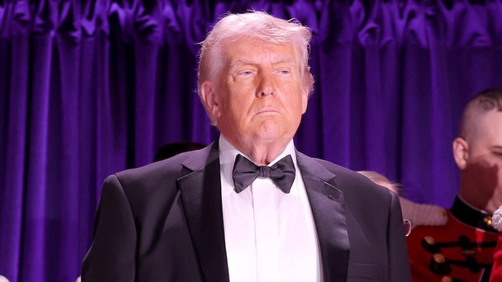 Trump signs order aiming to help expand access to retirement accounts