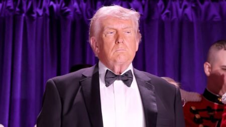 Trump signs order aiming to help expand access to retirement accounts