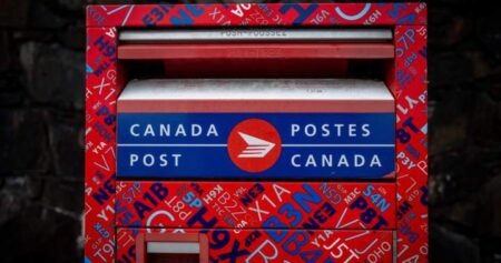 Canada Post confirms home mail delivery will continue on rural roads