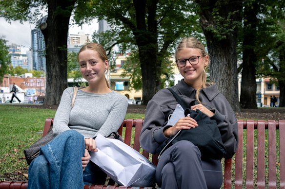 University students Julia Waters and Dominique Matthews said that a fountain would improve Argyle Square. 