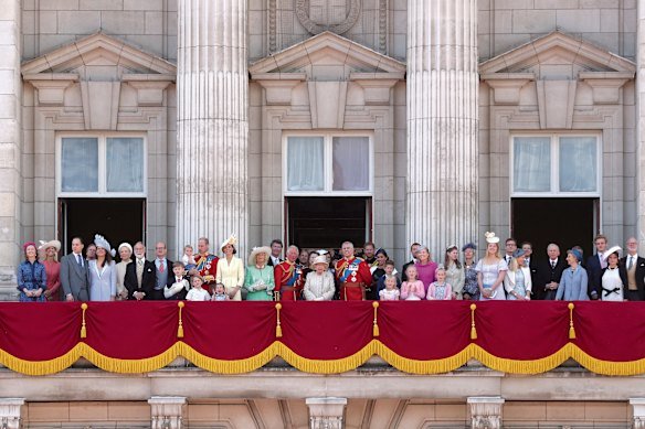Compared to this 2019 turnout, Buckingham Palace balcony appearances have been slimmed down in more recent years.