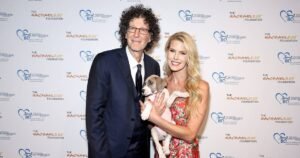 Howard Stern and Wife Beth Sued By Ex Personal Assistant for ‘Hostile Work Environment’