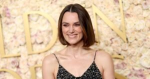 Keira Knightley Paired Wide-Leg Jeans With Mary Janes for the Easiest Everyday Outfit Combo Keira Knightley Paired Wide-Leg Jeans With Mary Janes for the Easiest Everyday Outfit Combo