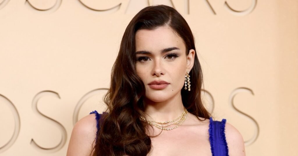 Barbie Ferreira Says Fixation on Her Body Is ‘Rage Bait’: ‘Talking About Weight Loss Is Boring’ Barbie Ferreira Says Fixation on Her Body Is ‘Rage Bait’: ‘Talking About Weight Loss Is Boring’