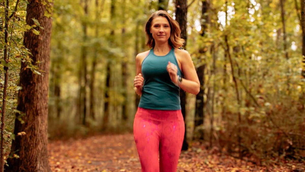 Lauren Bullis running