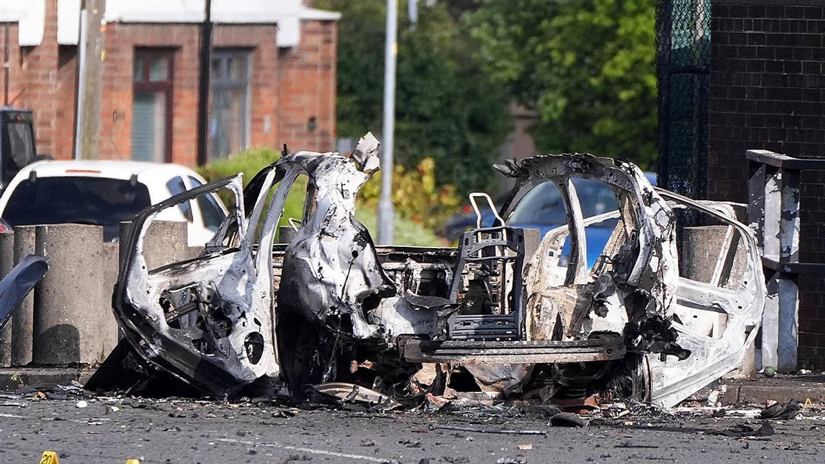 Car-bomb-belfast