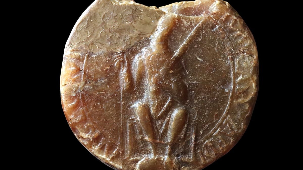 Close-up of wax seal depicting Edward