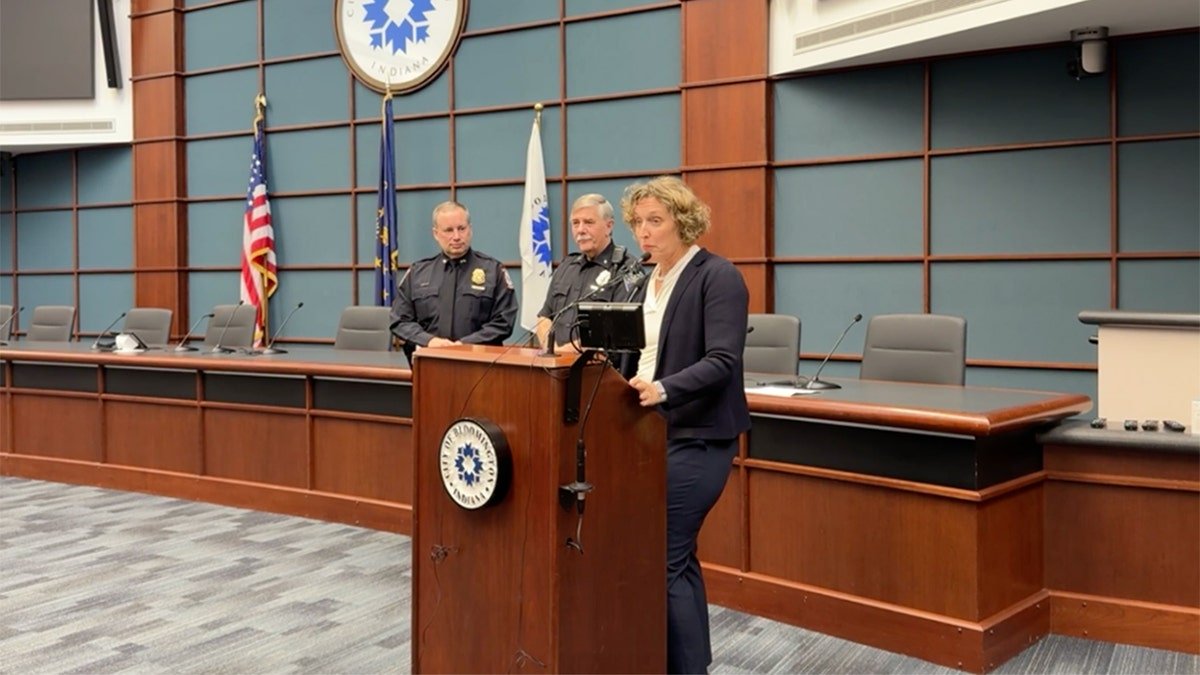 Bloomington Mayor Kerry Thomson news conference