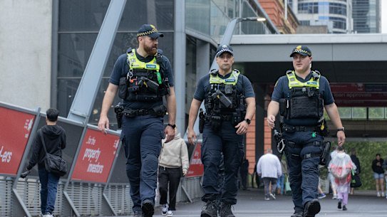 The extra officers will patrol Northland, Highpoint, Eastland and Fountain Gate, but police haven’t ruled out adding more centres.