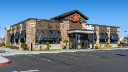 Chili’s takes aim at McDonald’s with new value deal menu offerings Chili’s takes aim at McDonald’s with new value deal menu offerings