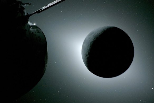 An eclipse viewed from space revealed meteorite strikes on the moon.