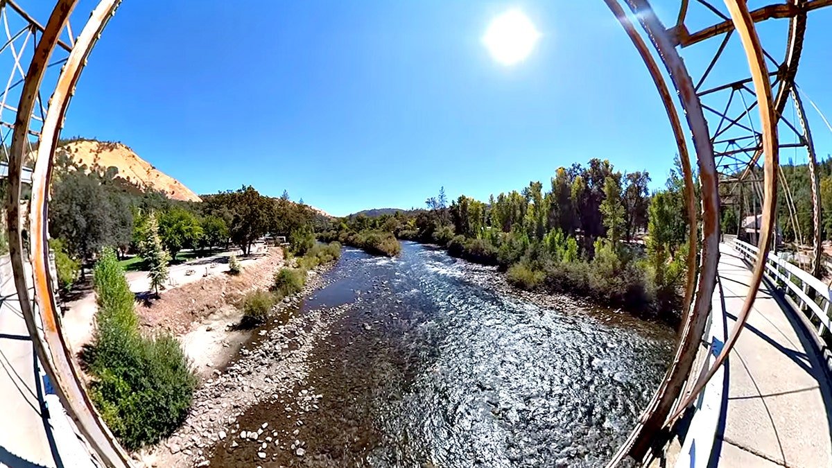 Lynette and Brian Hooker in California