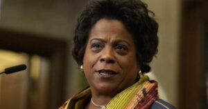 Canada’s health minister ‘looking into’ lifetime smoking ban after U.K. law