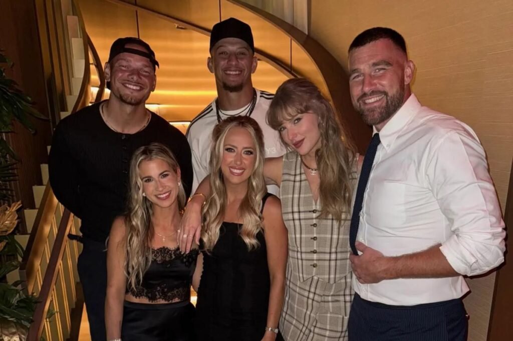 Outraged diner slams Patrick Mahomes and Travis Kelce’s ‘tourist trap’ steakhouse — ‘worst fine dining experience’ Outraged diner slams Patrick Mahomes and Travis Kelce’s ‘tourist trap’ steakhouse — ‘worst fine dining experience’