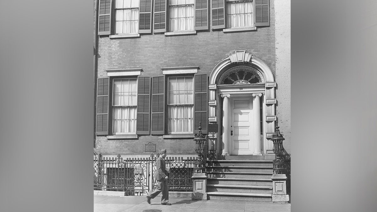 Merchant's House exteriors
