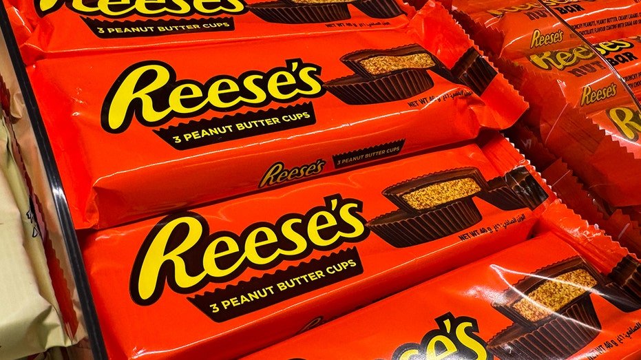 Reese's candy peanut butter cups