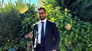 Manhattan DA’s office employee charged with sexual abuse after alleged incident on Queens subway