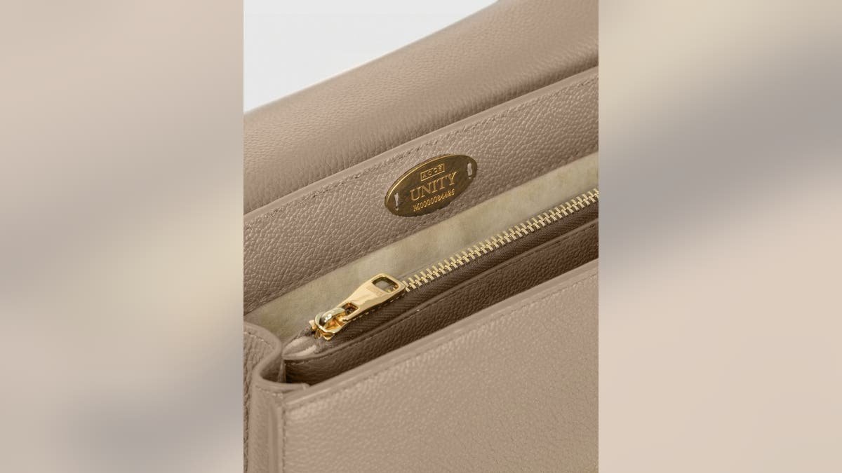 The Mother’s Day edition Unity Bag will directly support Fostering the Future initiatives, funding scholarships and opportunities for foster children.