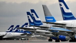 Helsinki Airport resumes flights after drone alert suspension