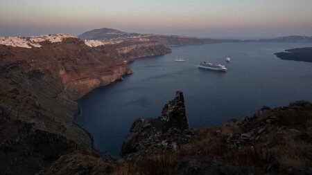 Greece unveils framework to curb overtourism and protect special areas Greece unveils framework to curb overtourism and protect special areas