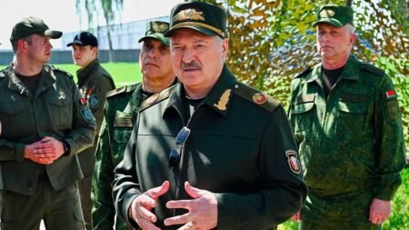 Lukashenka offers to meet Zelenskyy amid new Russian offensive threat