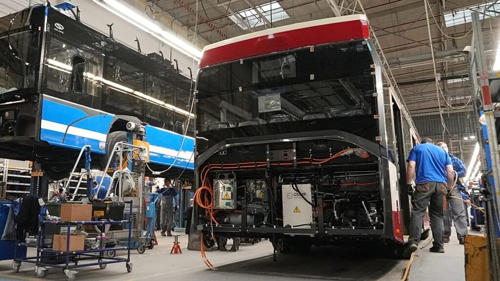 Poland’s hydrogen buses confront high fuel costs, new report claims