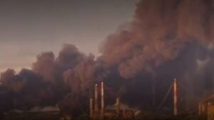Russia launches strikes on Ukraine, Kyiv hits refinery hub