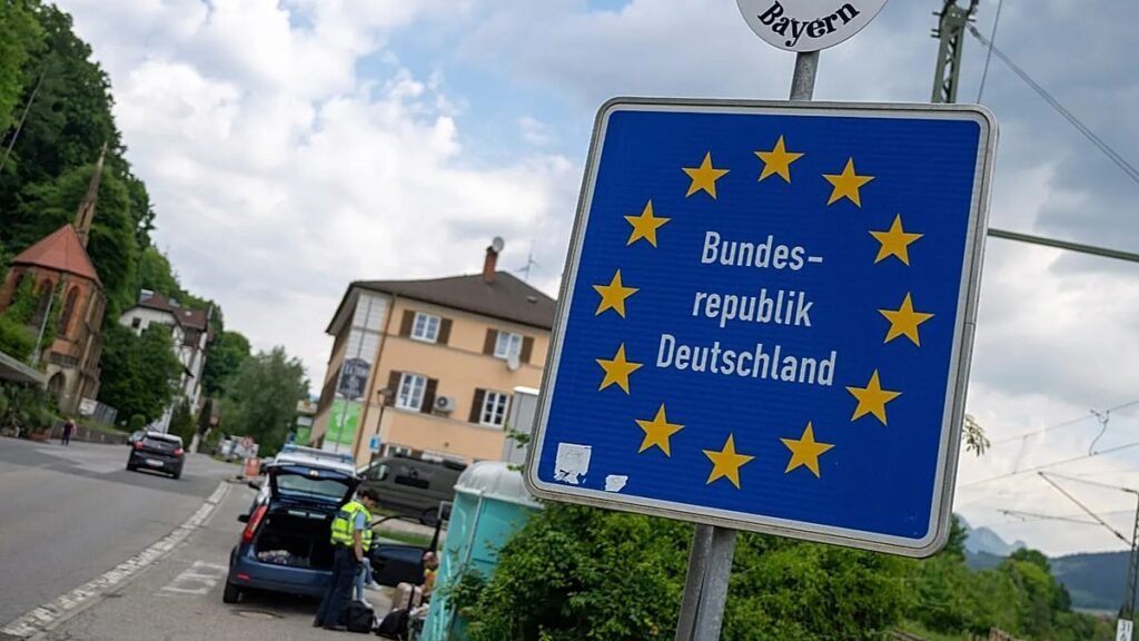 Germany’s interior minister wants to retain controls at EU borders