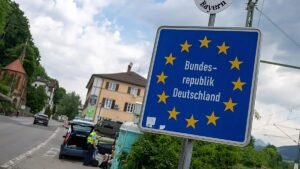 Germany’s interior minister wants to retain controls at EU borders