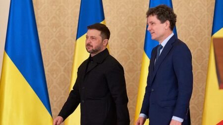 Zelenskyy vows to support Romania in ‘whatever way is necessary’