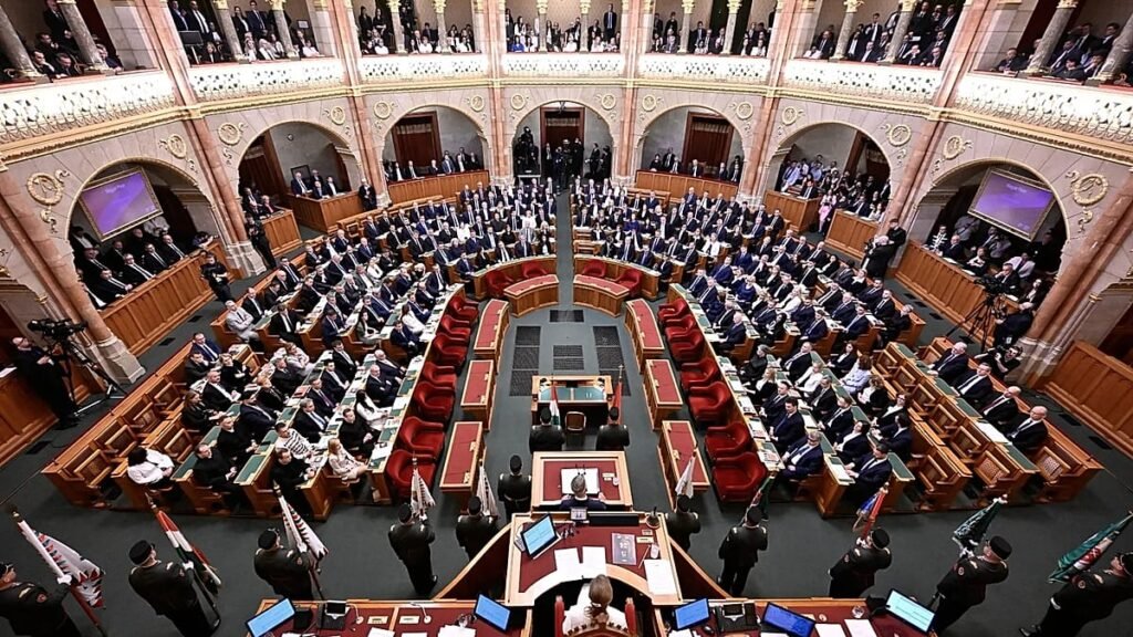 Hungarian lawmakers vote to reverse exit from ICC initiated by Orbán Hungarian lawmakers vote to reverse exit from ICC initiated by Orbán