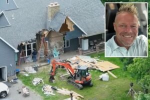 Drunk husband takes messy breakup with wife to the next level with home demolition: ‘I’ll tear the house down’