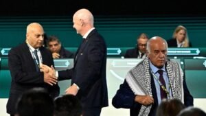 Palestinian soccer boss refuses to shake hands with Israeli counterpart at FIFA Congress