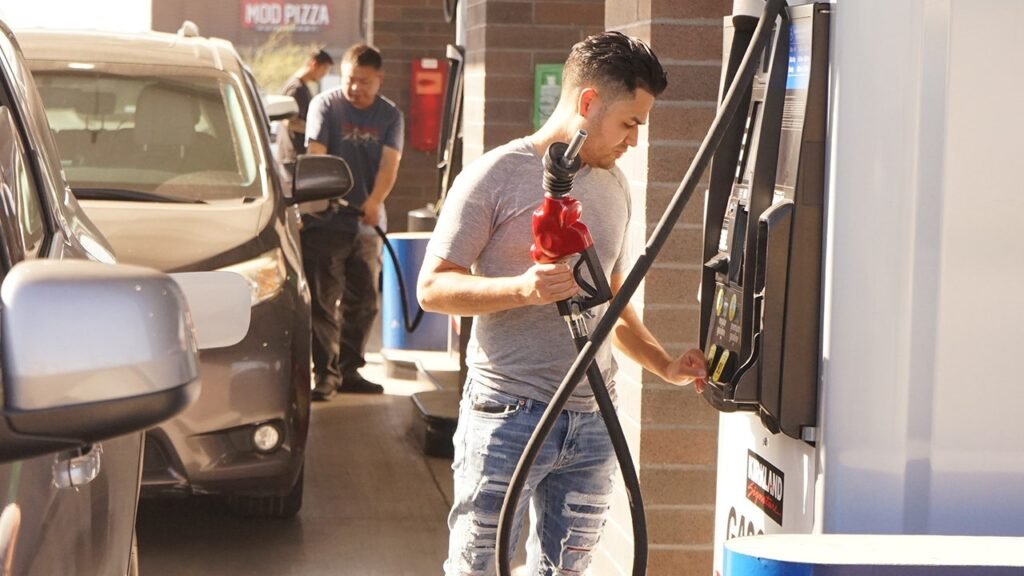 National average gas price reaches .45 before summer driving season