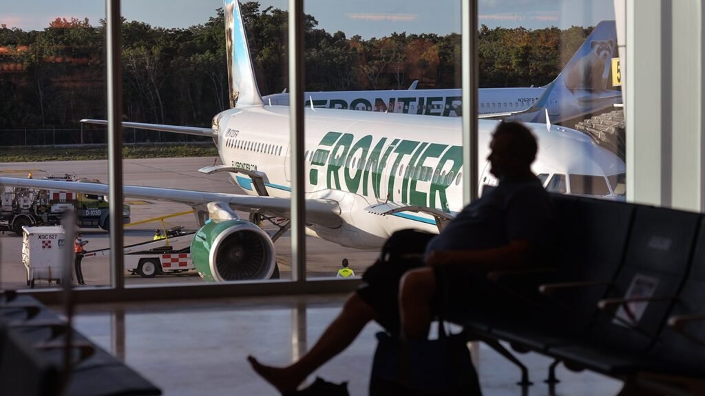 Budget airlines seek .5B in federal aid amid jet fuel price surge